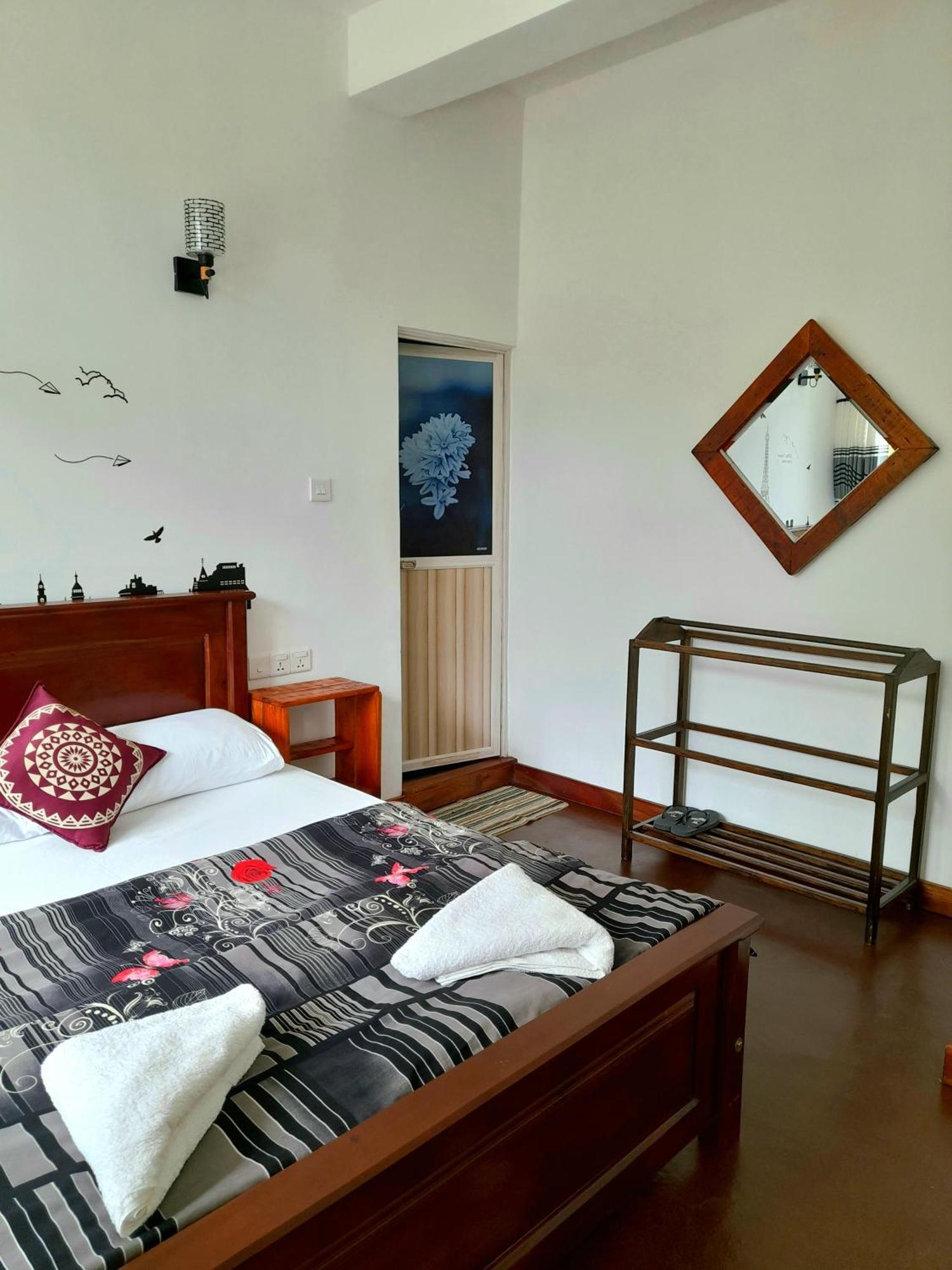 Water Side Residence Nallathanniya Room photo